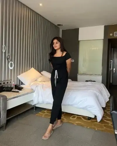Call Girls Basdehra Cash On Delivery